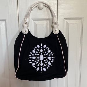 Black and White Shoulder Bag!